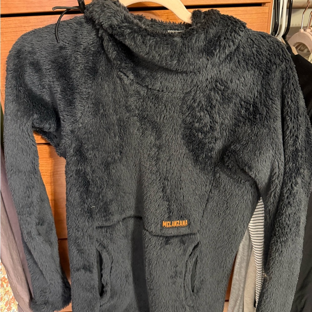 Melanzana Women's Black High Loft Hoodie